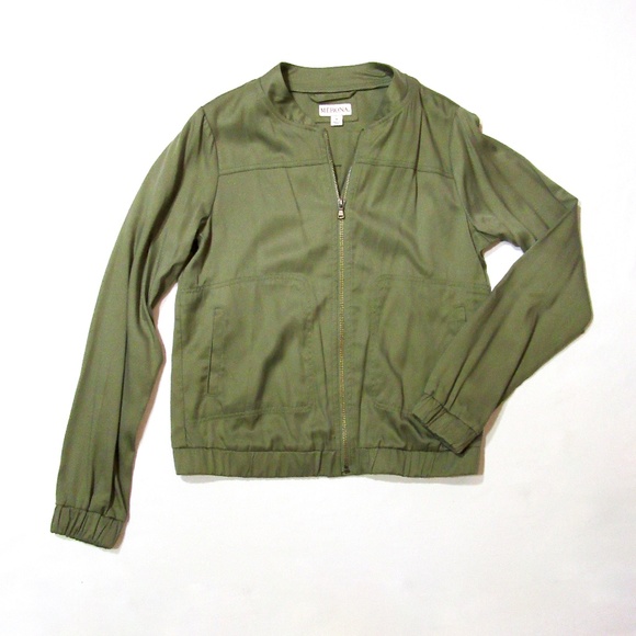 BOMBER JACKET//OLIVE GREEN - Picture 4 of 8